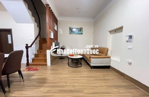 Bán  Nhà Định Công Thượng 30m2 4T 5m MT 6.95 tỷ Hoàng Mai NGÕ THÔNG THOÁNG_ VỊ TRÍ ĐẸP - Ô TÔ ĐỖ CỬA